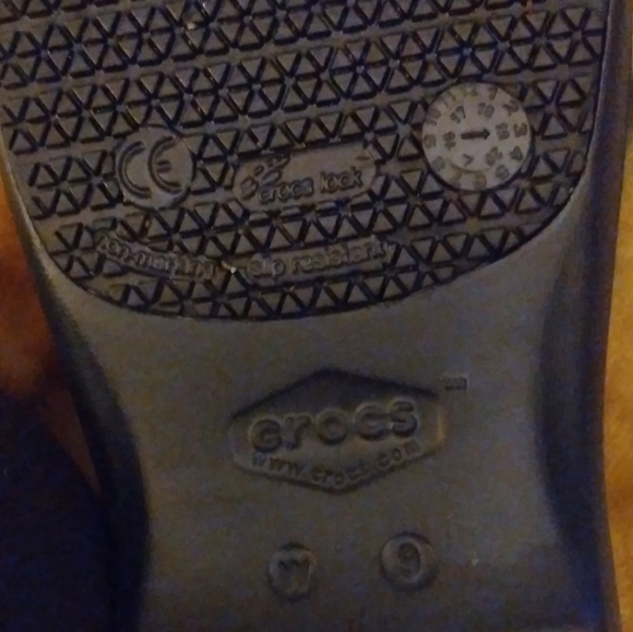 Crocs - Picture 3 of 3